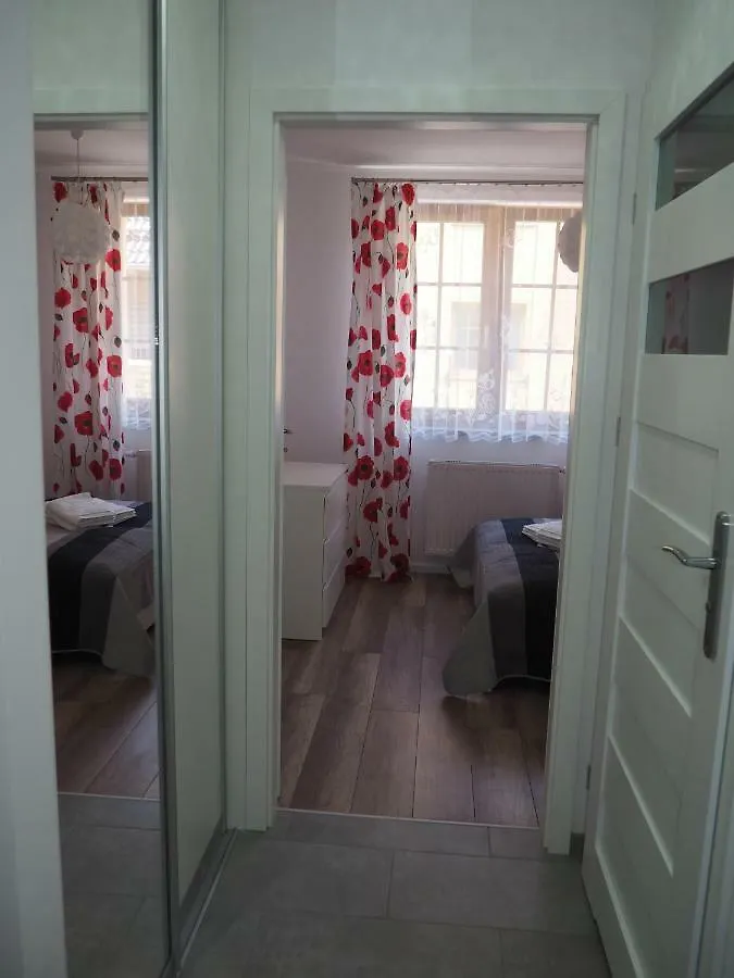 Apartament Red Flowers Szklarska Poreba Apartment